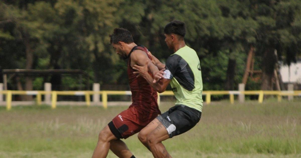 Central prepara el duelo ante Atleacutetico y Pusineri podriacutea meter mano en el equipo
