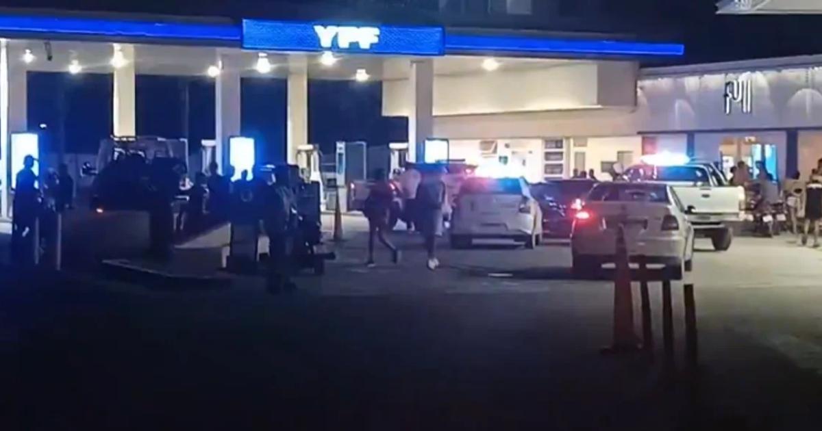Horror- un hombre asesinoacute a tiros a la ex pareja de su novia en plena estacioacuten de servicio