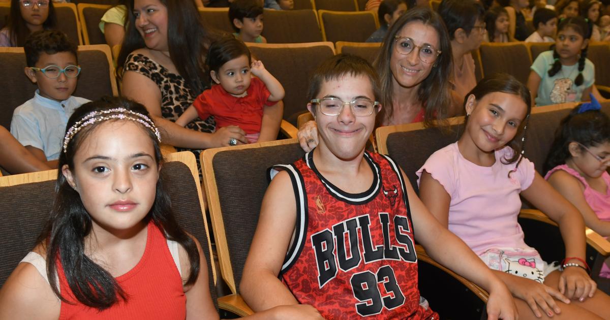 MAGIANDO EN EL CENTRO CULTURAL DEL BICENTENARIO