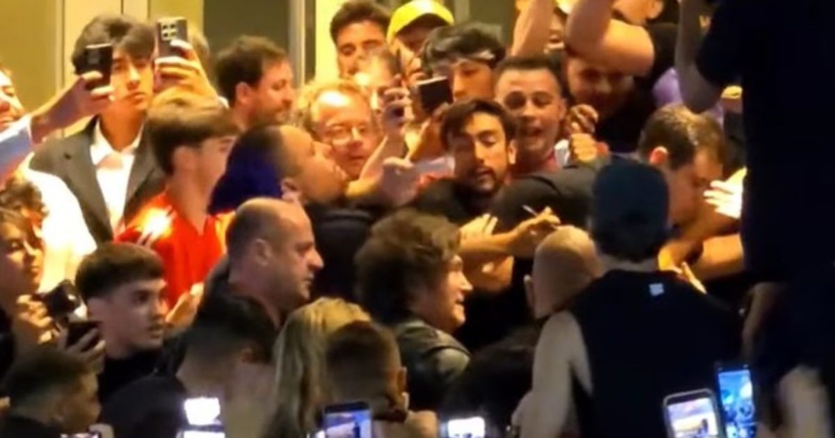 Milei en Mar del Plata- fue recibido con insultos y abucheos