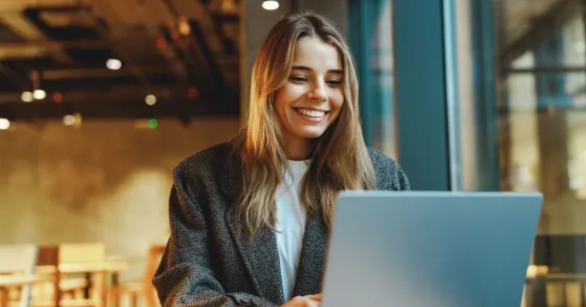 Coacutemo preservar nuestra humanidad en un mundo digital 