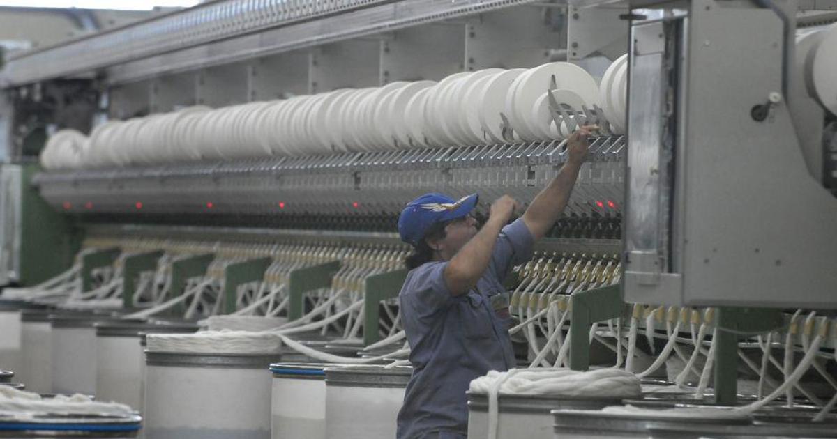 Coteminas sentildealoacute que por la crisis de la industria se vio obligada a despedir a 57 empleados