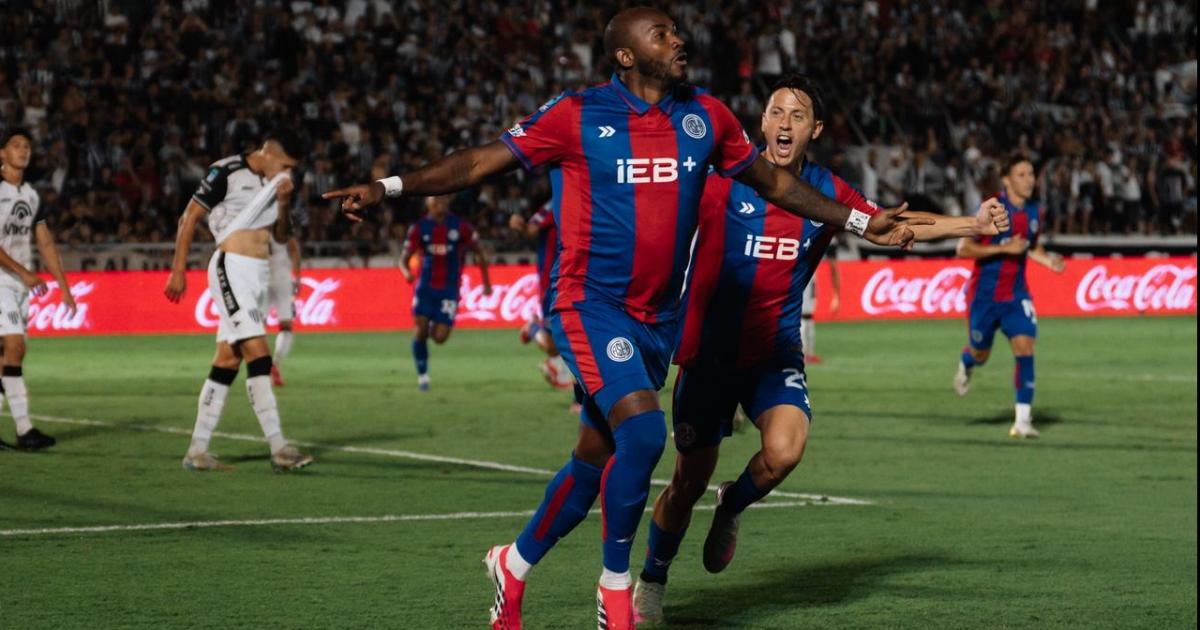 El Santo pegoacute en el momento justo y festejoacute en Mendoza