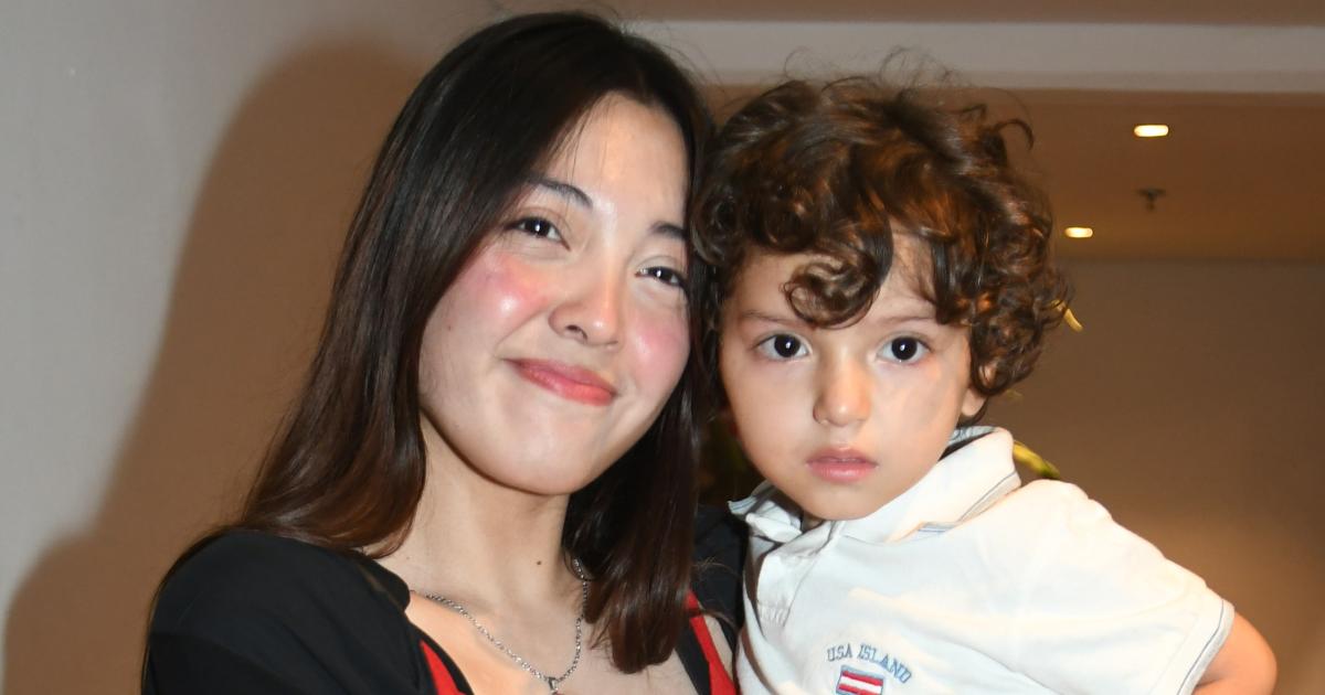 MAGIANDO EN EL CENTRO CULTURAL DEL BICENTENARIO