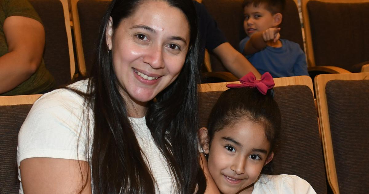 MAGIANDO EN EL CENTRO CULTURAL DEL BICENTENARIO