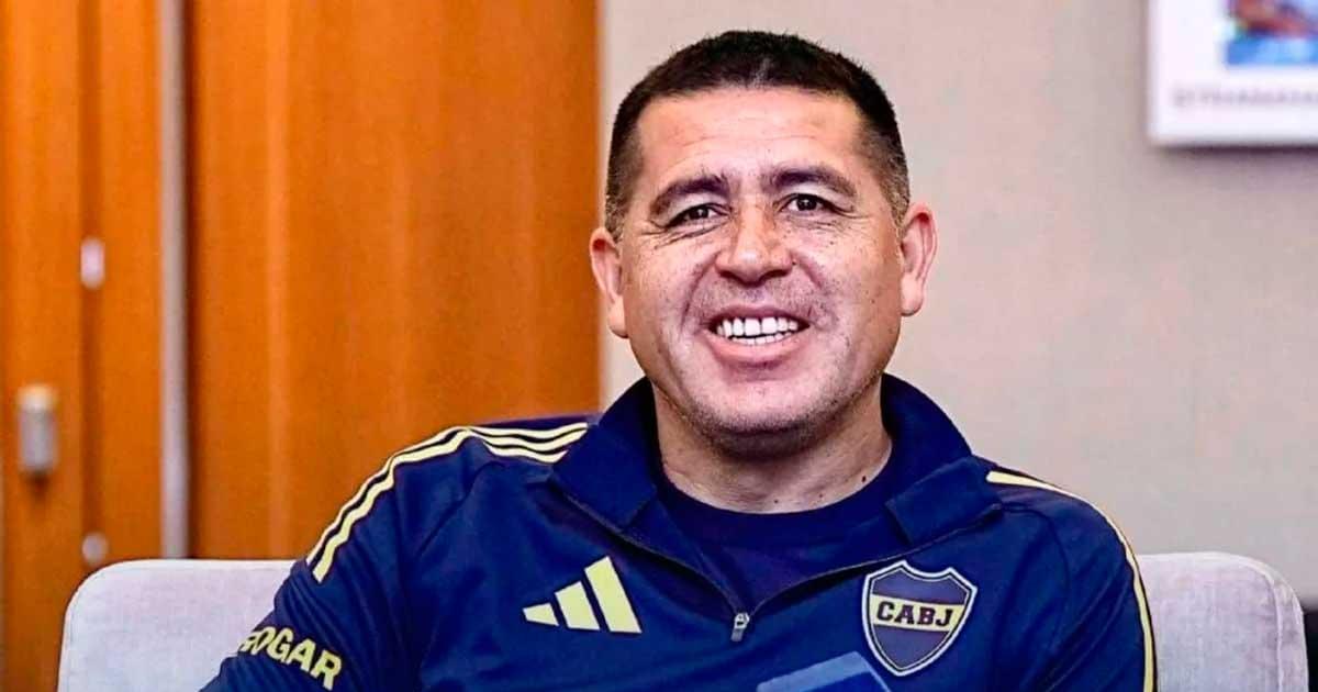 El presidente del club encabezó la presentación de los refuerzos