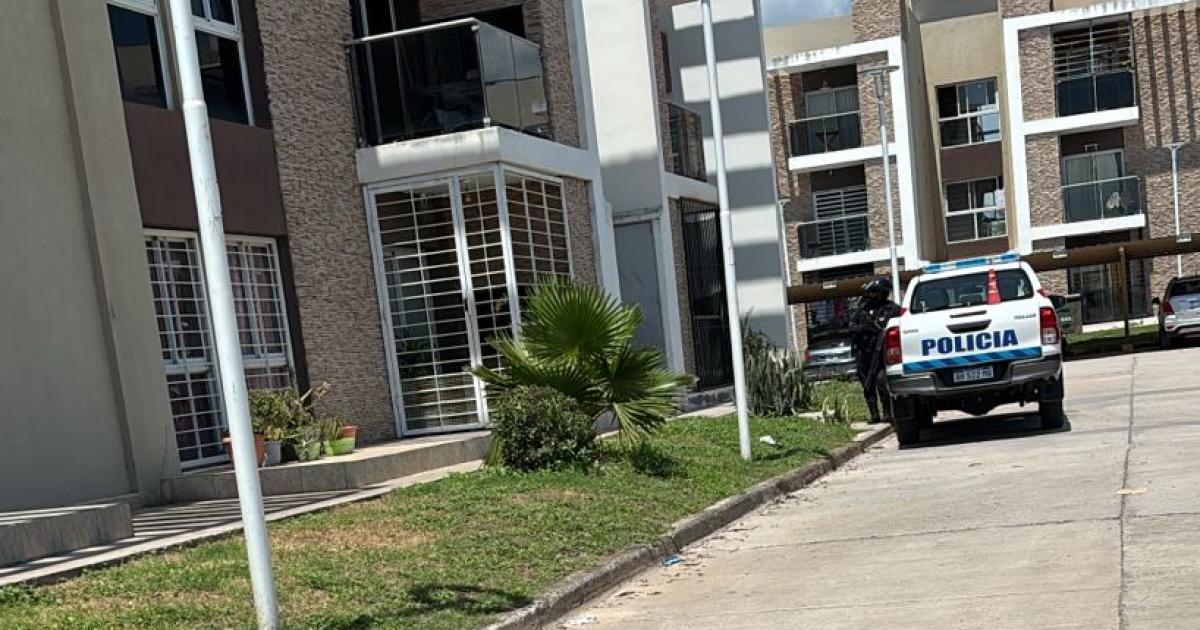 ALLANAMIENTO Luego de que la policía requisara la casa de Corti sus abogados realizaron una presentación para suspender la medida