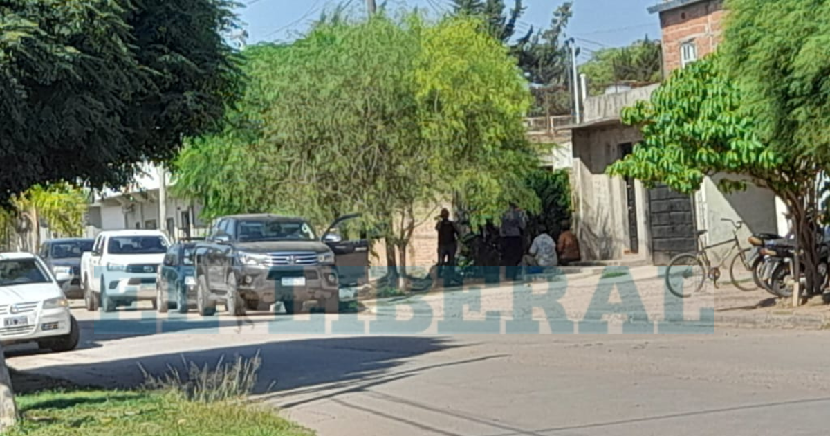 En este momento son allanadas tres viviendas y habría solicitudes de detención (Foto- EL LIBERAL)