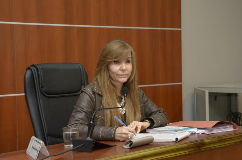 Seguiraacute presa por robar 2000000 a una jubilada