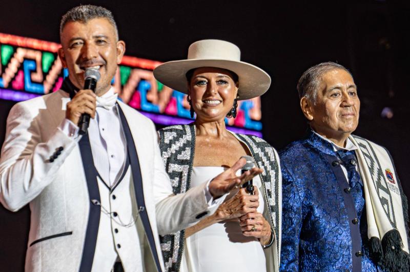 Sergio Castro conductor del Festival de Cosquiacuten reivindica sus raiacuteces santiaguentildeas