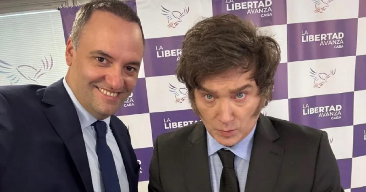 Manuel Adorni se incorpora al Directorio de YPF - Foto- Noticias Argentinas