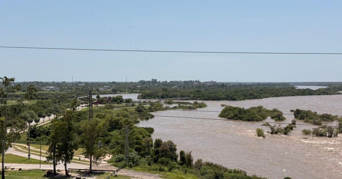 Las autoridades monitorean de cerca la situación del embalse