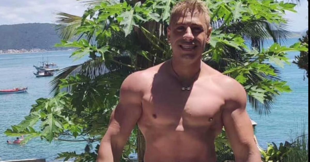 Seguacuten las redes Corti vacaciona en Brasil con Besitos lejos de sus culebrones judiciales