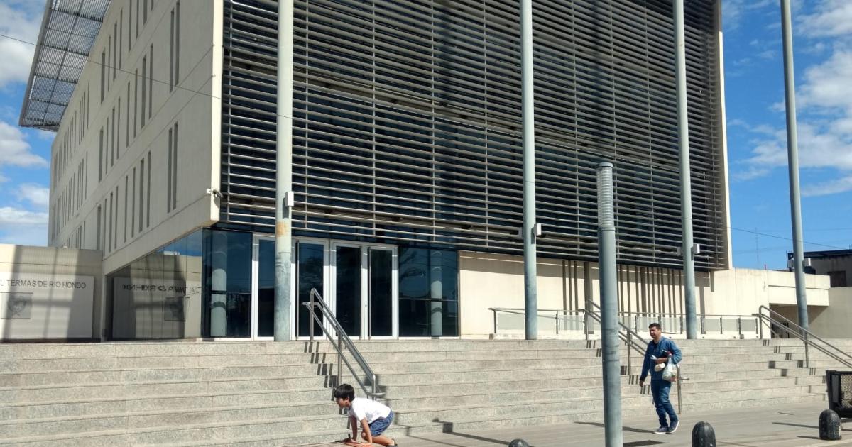 Abogado hospitalizado tras atacar a golpes a su pareja y ser ajusticiado por suegro y cuntildeado