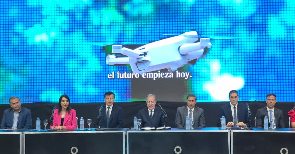 El gobierno provincial firma convenio con las universidades por el programa Santiago crece con vos