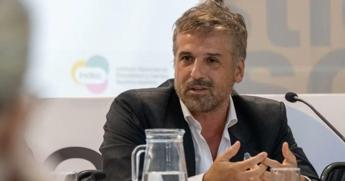 Lines también est� cursando una maestría en Minería de Datos