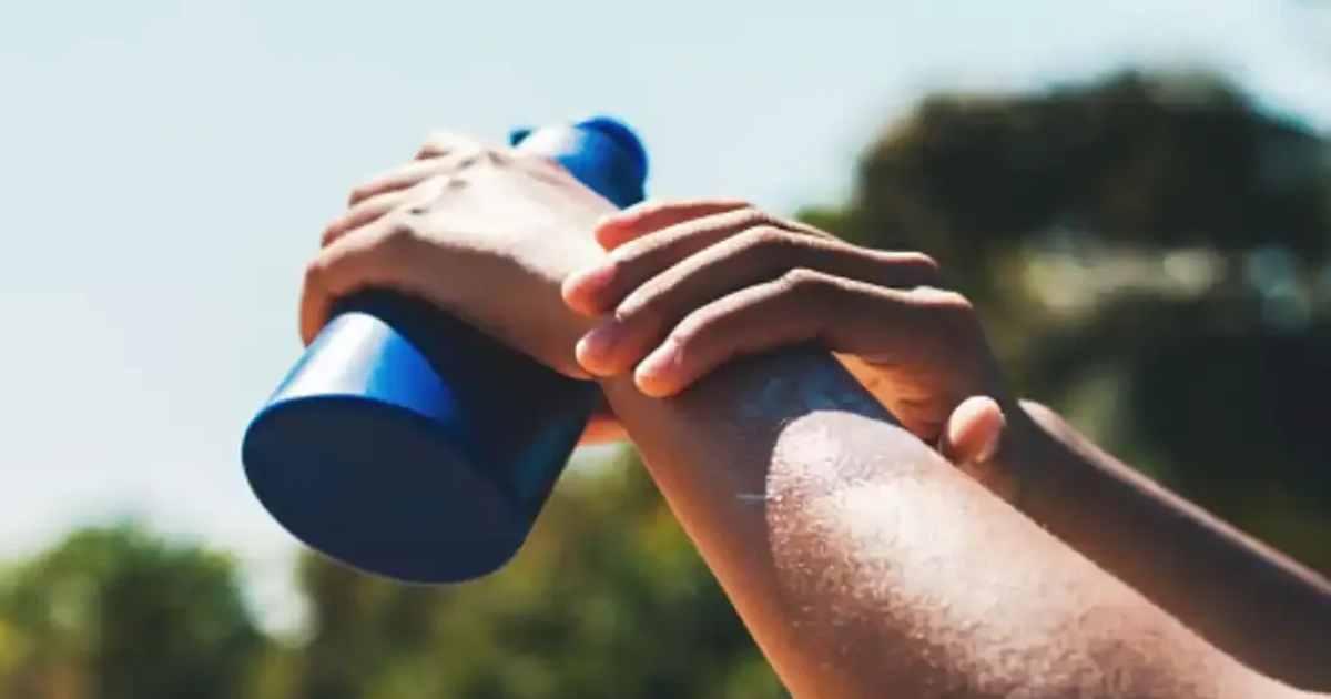 ANMAT prohibioacute protectores solares y cosmeacuteticos- el listado completo