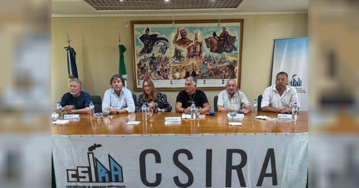 El encuentro del martes en SMATA (Foto- PrensaNA) (Foto- PrensaNA)