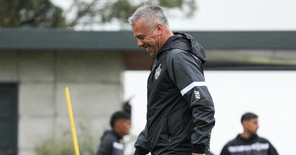 Central ya tiene a Unioacuten entre ceja y ceja con algunas variantes en el equipo