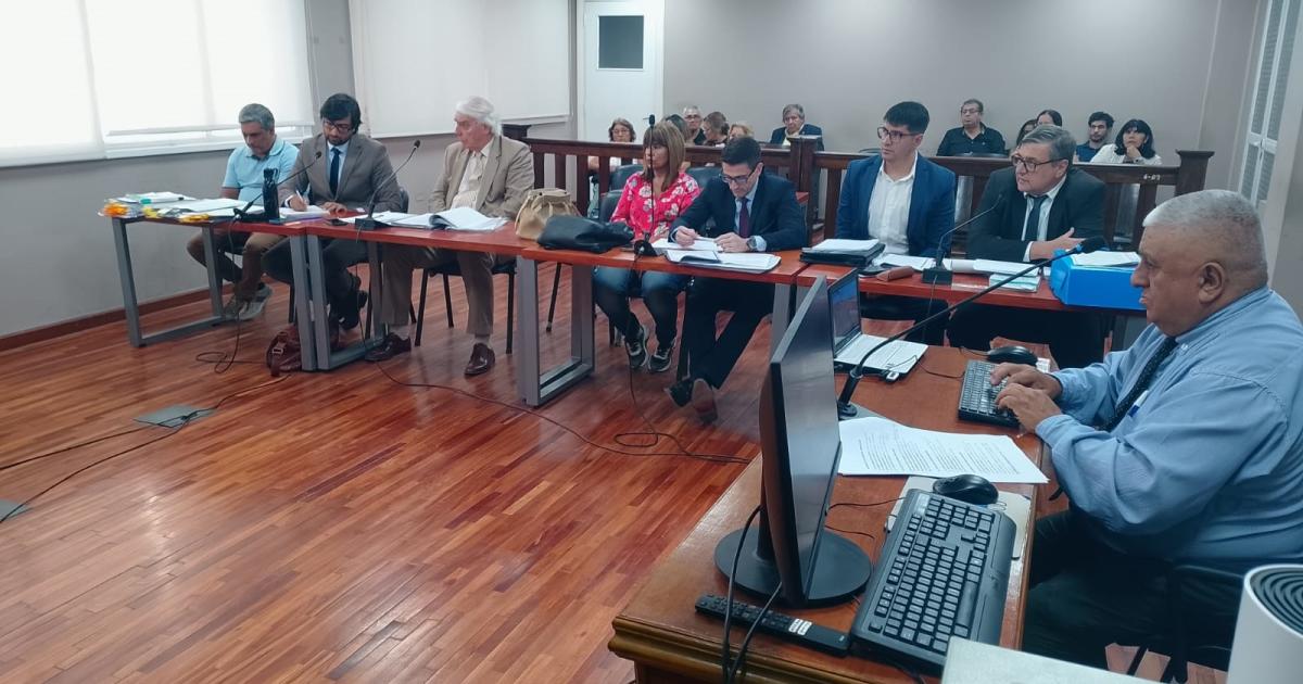 AUDIENCIAS- Hoy se ventilar� la tercera jornada del juicio Y el tribunal sugirió -ayer- reducir el n�mero de testigos