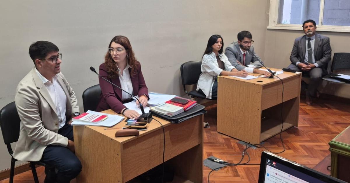 Extienden detencioacuten de Guzmaacuten y Flekenstein Diacuteaz por supuesto peculado en Ciberseguridad