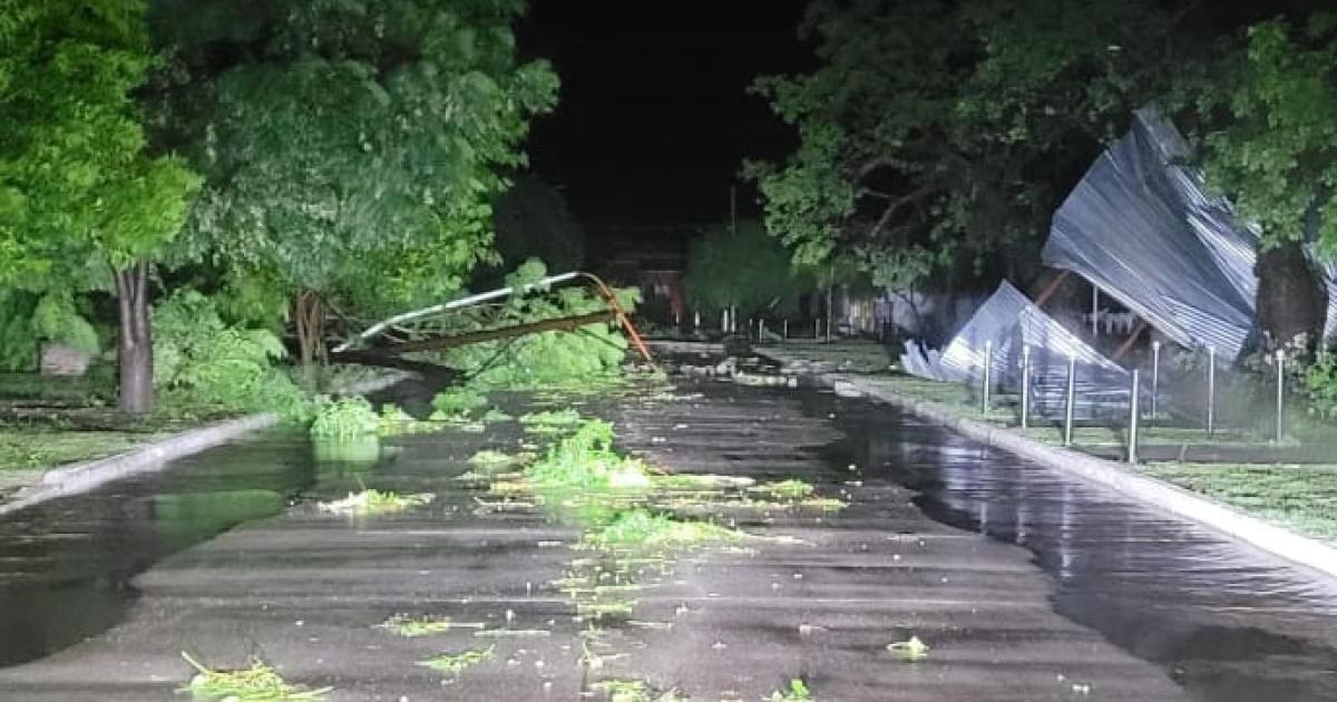 Un feroz temporal causoacute estragos en numerosas localidades del interior