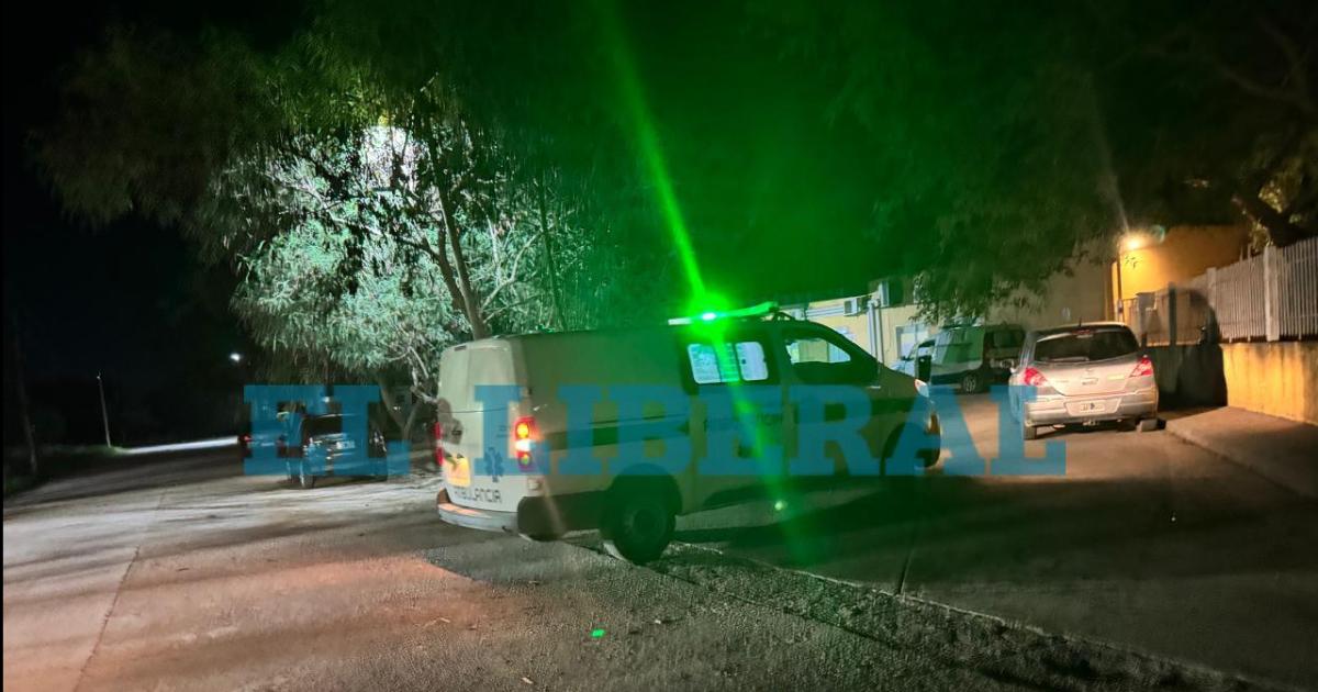 Los heridos fueron trasladados en ambulancia