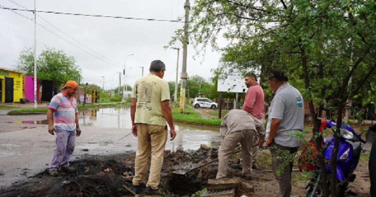 El municipio trabaja con sus aacutereas operativas y de prevencioacuten por las lluvia