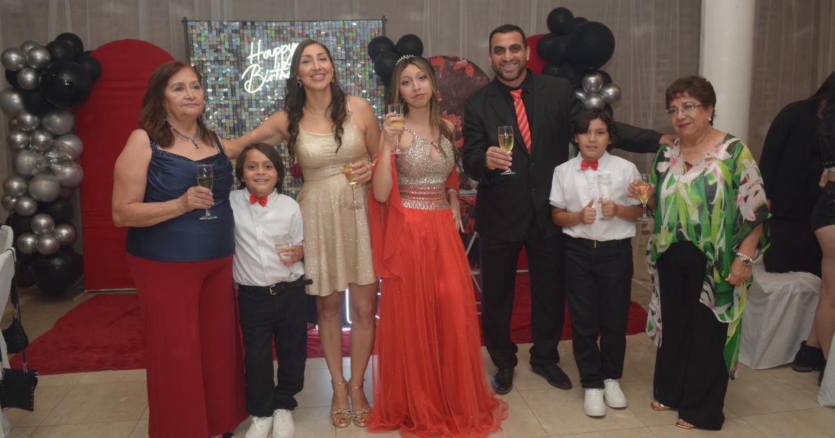 LA NOCHE SONtildeADA DE MAIA PILAR 