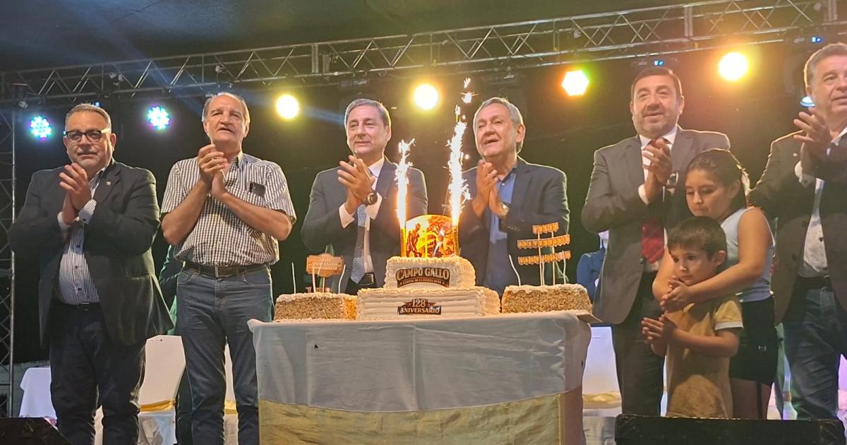 Campo Gallo celebroacute sus 128 antildeos y la inauguracioacuten del bulevar Huguito Flores