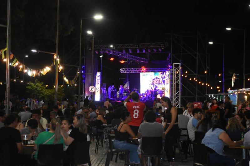 Reprogramaron para hoy la primera noche de la Fiesta de la Cerveza