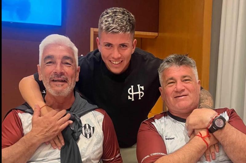 Matiacuteas De Felippe- Quiero escribir mi propia historia en Central Coacuterdoba