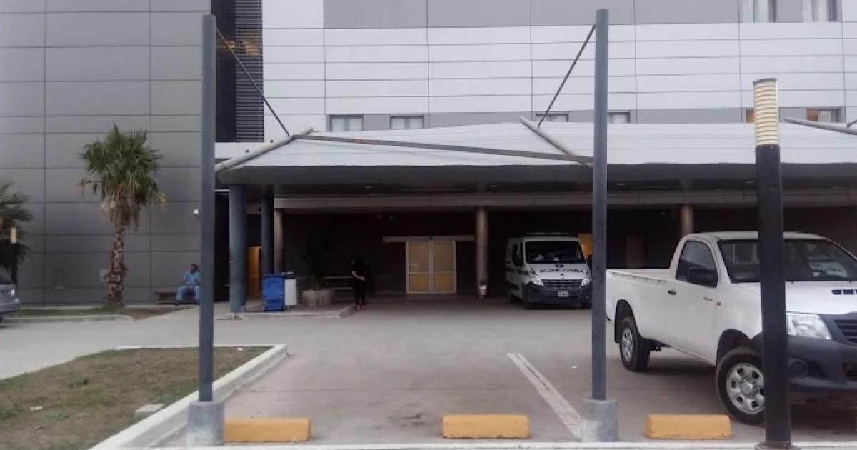 Le disparoacute con una carabina al encontrarlo en su casa cuando pretendiacutea sustraerle una garrafa