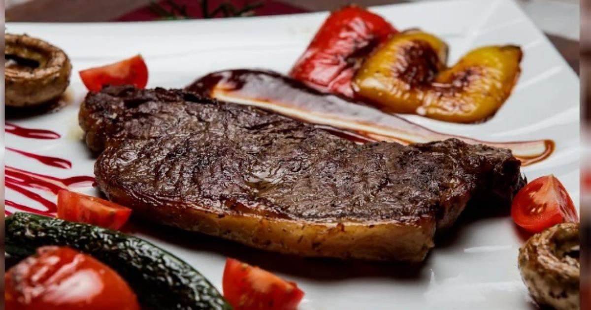 Trabajador de EEUU compra 35 kg maacutes de bife que un argentino