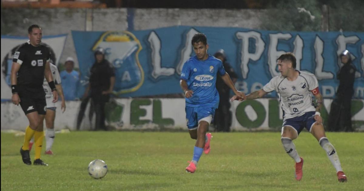 El Albo no encontroacute el gol y quedoacute eliminado