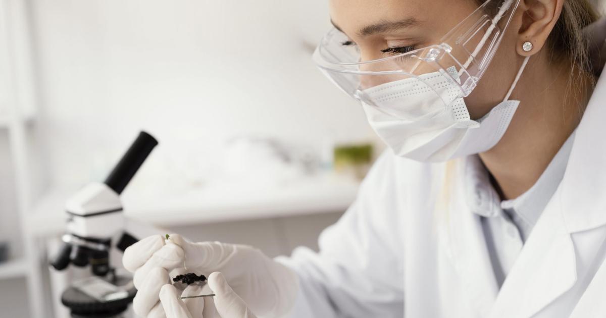 El Instituto de Biomedicina ofrece estudios de complejidad