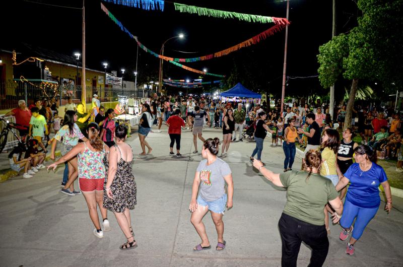 El ciclo Clodomira Activa tuvo una gran convocatoria de puacuteblico