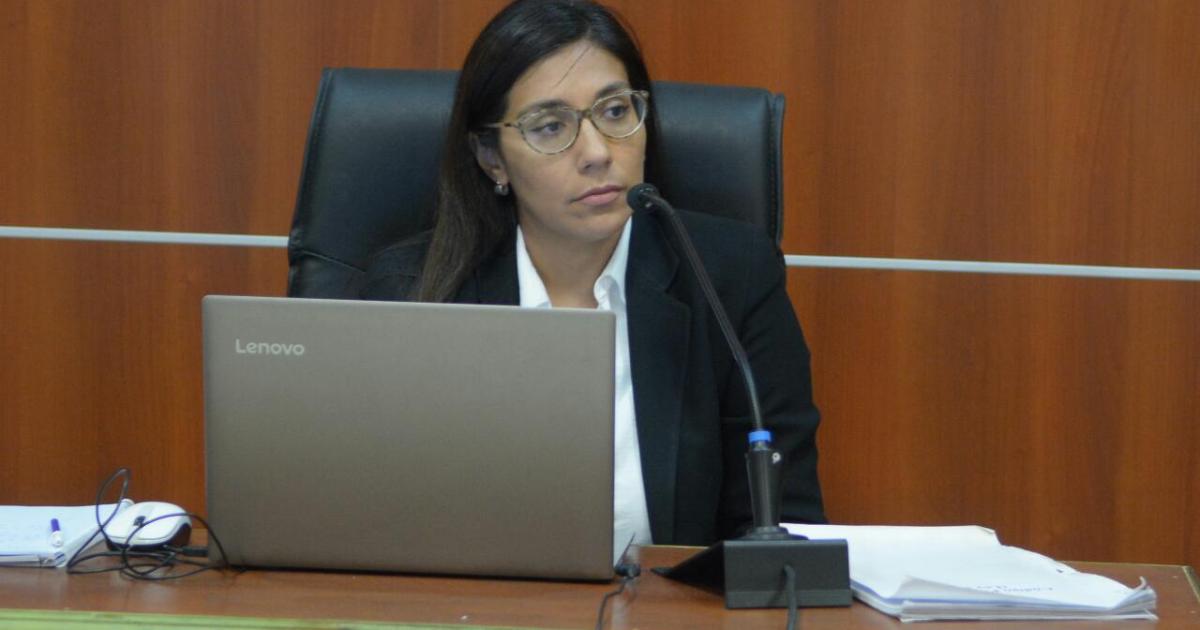 Grave- abusoacute de vecina cuando le pidioacute ayuda para abrir la puerta