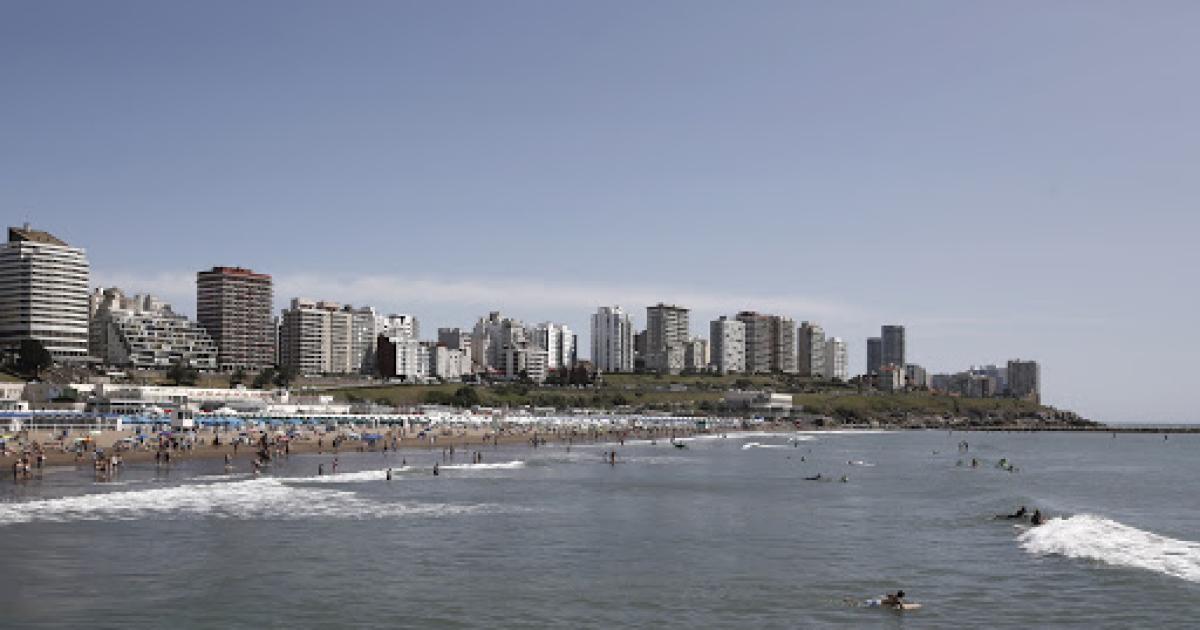 Santiaguentildeos denuncian que fueron abandonados por empresa de turismo