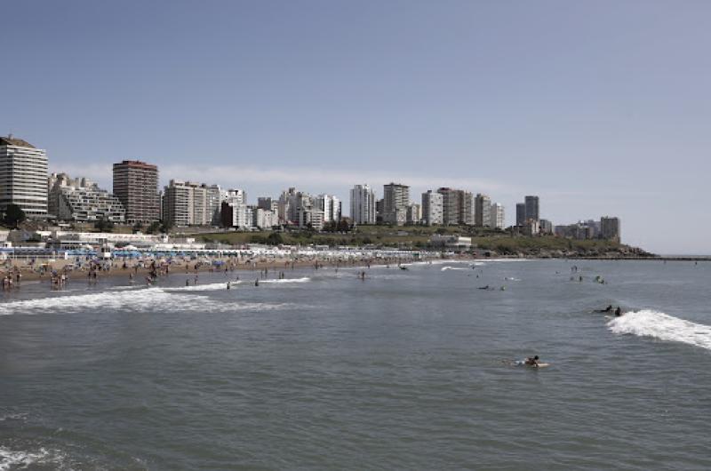 Santiaguentildeos denuncian que fueron abandonados por empresa de turismo