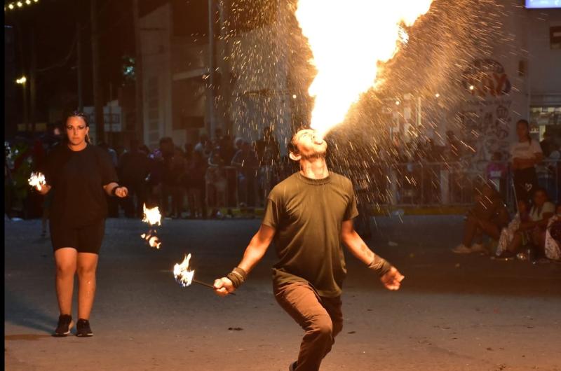 Se vienen dos noches de la Fiesta de los Barrios en la ciudad de Friacuteas