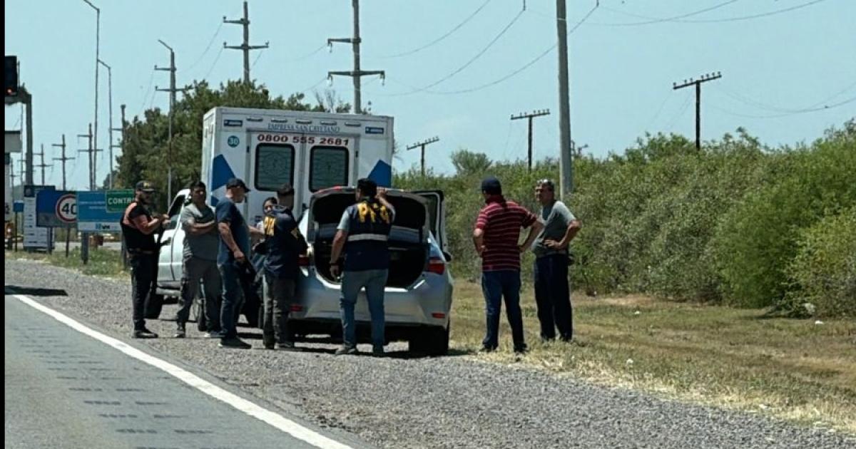 Apresan a la novia del duentildeo de los 2 kilos de cocaiacutena incautados en ambulancia