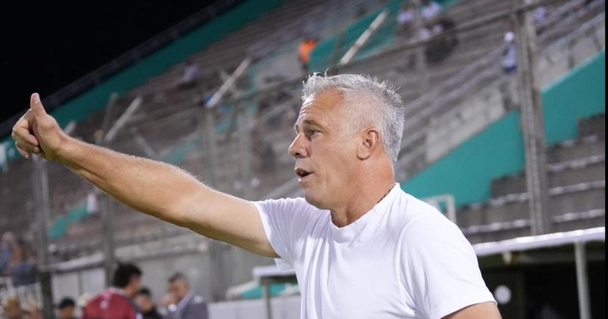 COMPLEJO Lucas Pusineri deber� enfocarse ahora en levantar al equipo para visitar el domingo a Instituto