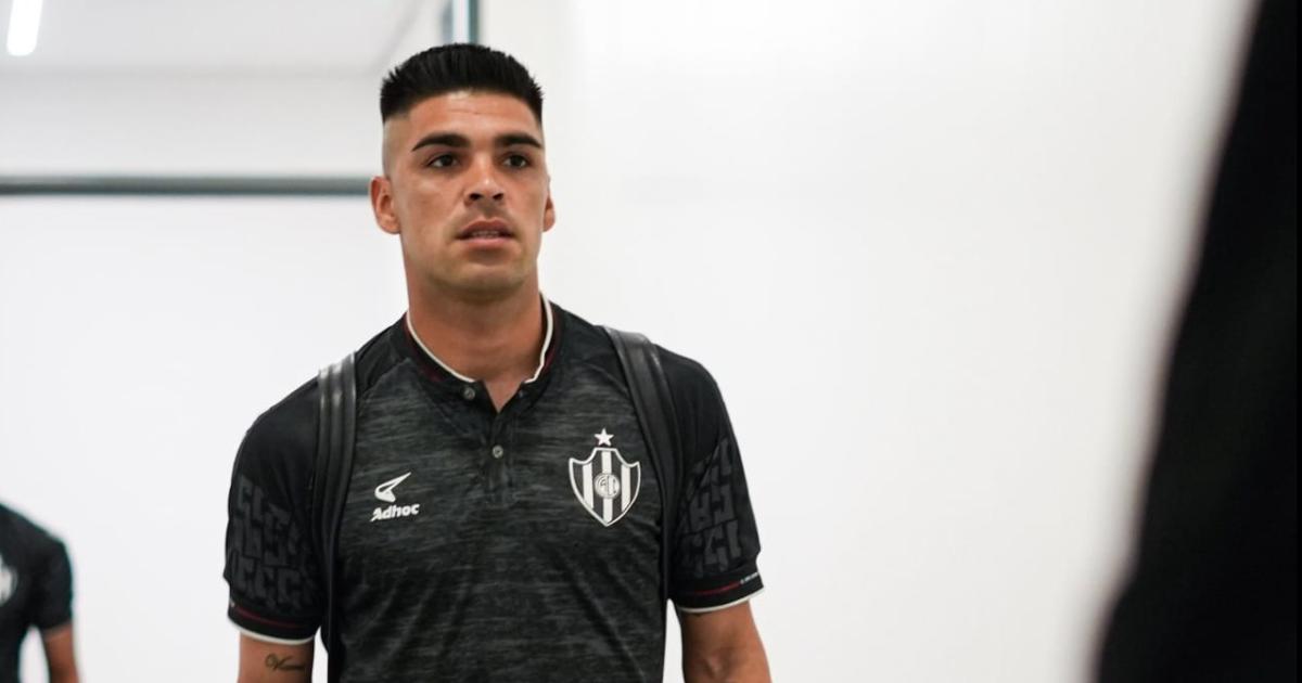 Dolor en Central Coacuterdoba- Ajito Juaacuterez se rompioacute los ligamentos