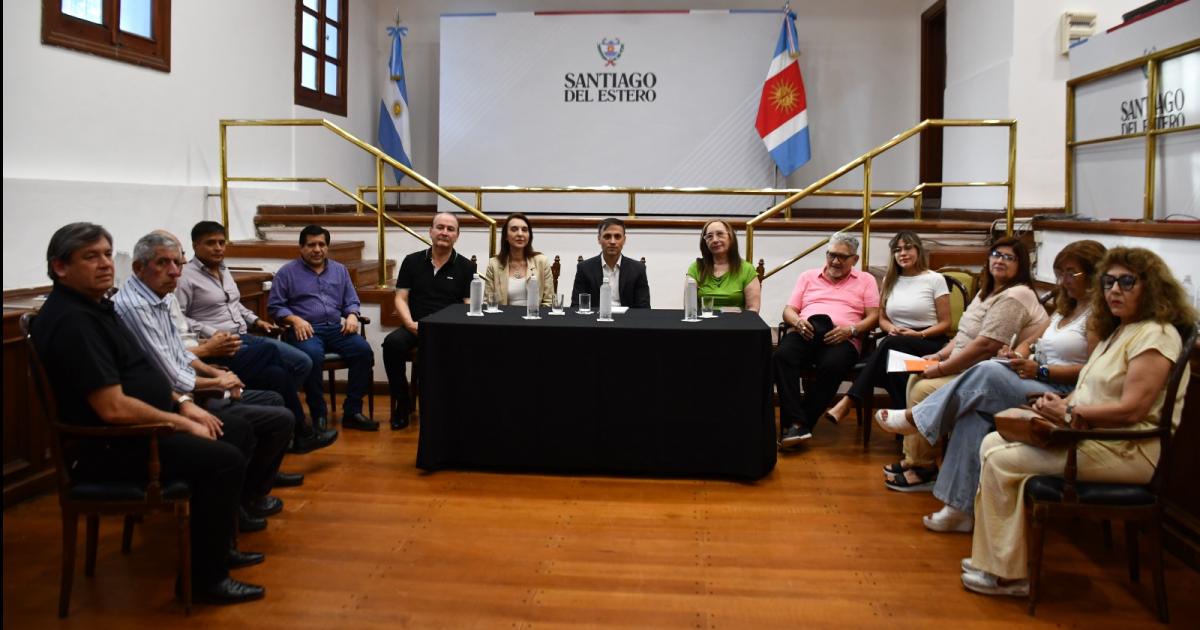 Gobierno y gremios docentes trataron la pauta salarial 2026