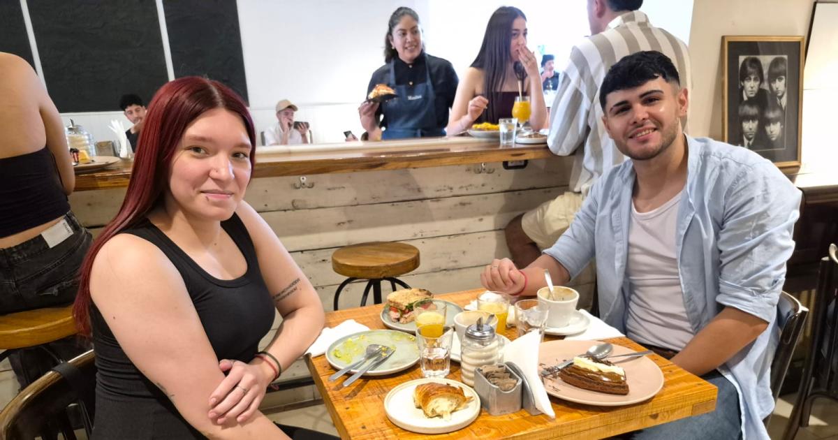 Diacutea de San Valentin en Plaza Mayor y otras confiteriacuteas del centro de la Ciudad