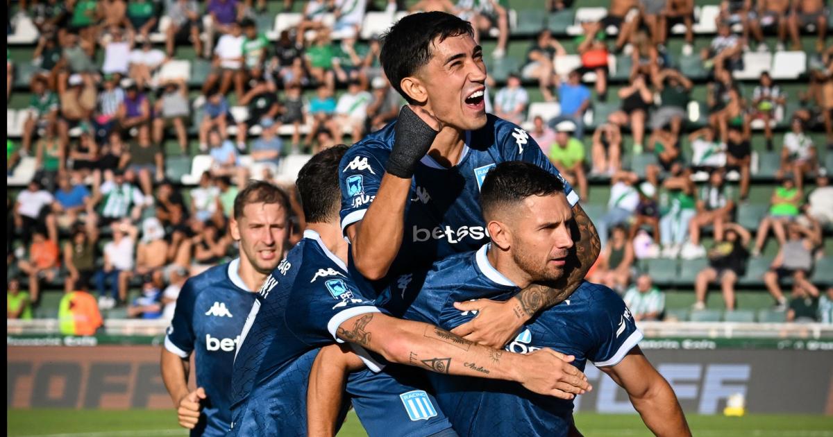 Racing le ganoacute 2 a 0 a Banfield sumoacute su segundo triunfo en fila y va por Boca