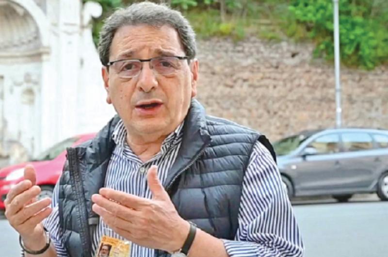 El periodista del diario Clarín especialista en temas religiosos concedió una entrevista exclusiva a EL LIBERAL