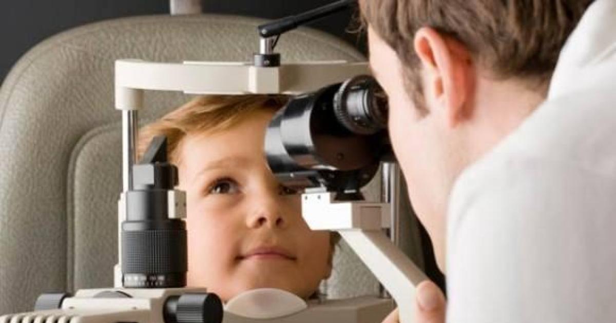 Los chequeos oculares antes de la etapa escolar (3-4) son fundamentales para detectar problemas