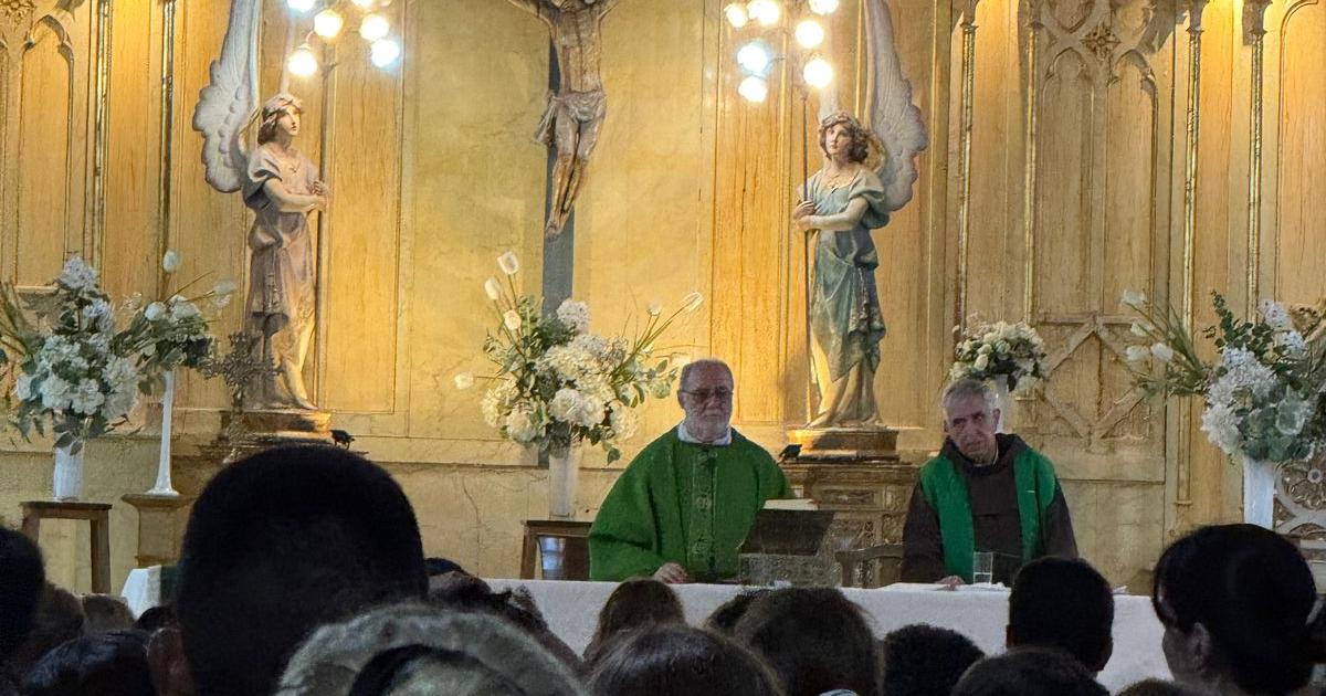 Emotiva despedida a Fray Marco Porta Aguilar de la Parroquia San Francisco Solano